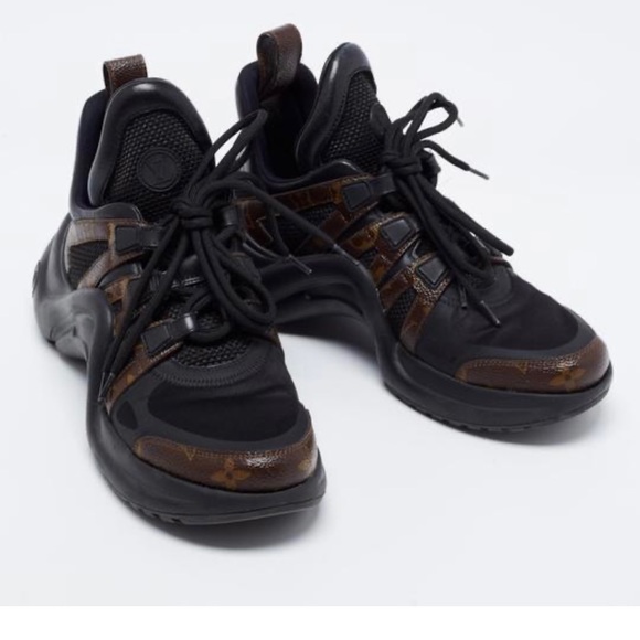 Louis Vuitton - Picture 7 of 7